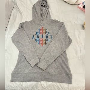 Ariat hoodie, used but in good conditions.